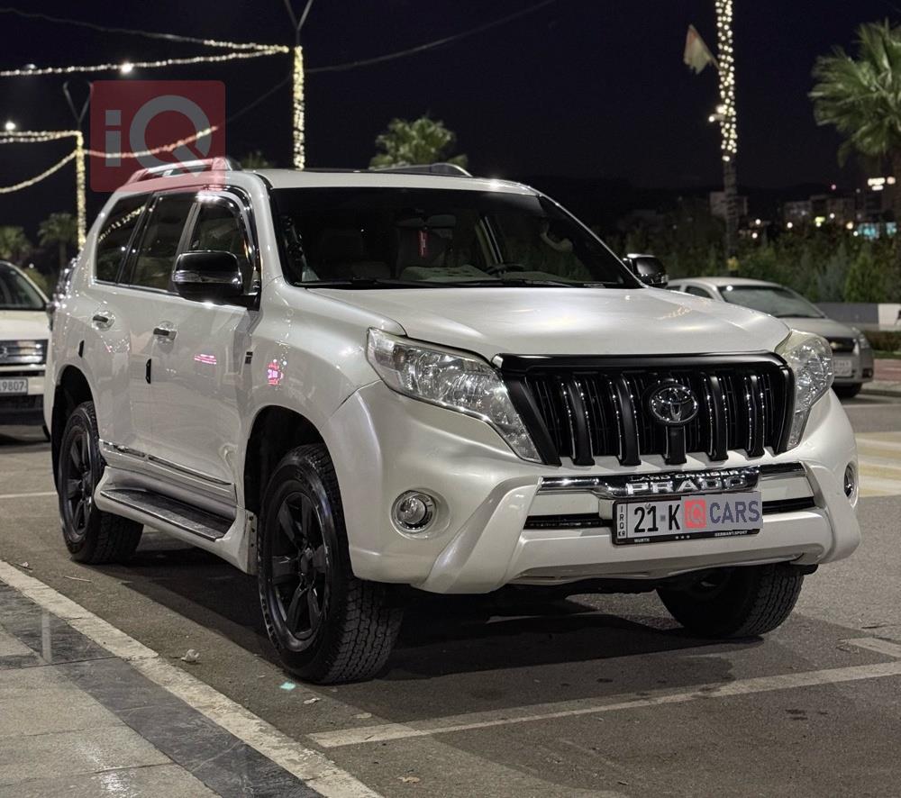 تۆیۆتا لاندكروزر پرادۆ